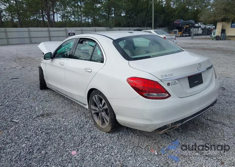 2017 Mercedes-Benz C 300 from USA, damaged, VIN 55SWF4JB6HU231917